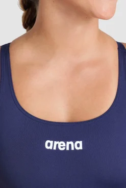Arena Bañador deportivo oscuro