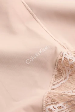 Calvin Klein Body encaje