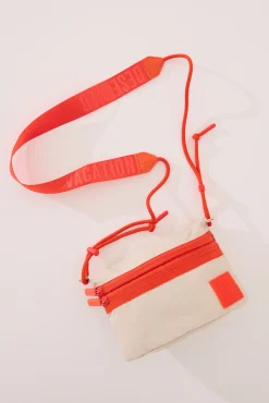 Women'secret Bolso cartera nylon beige