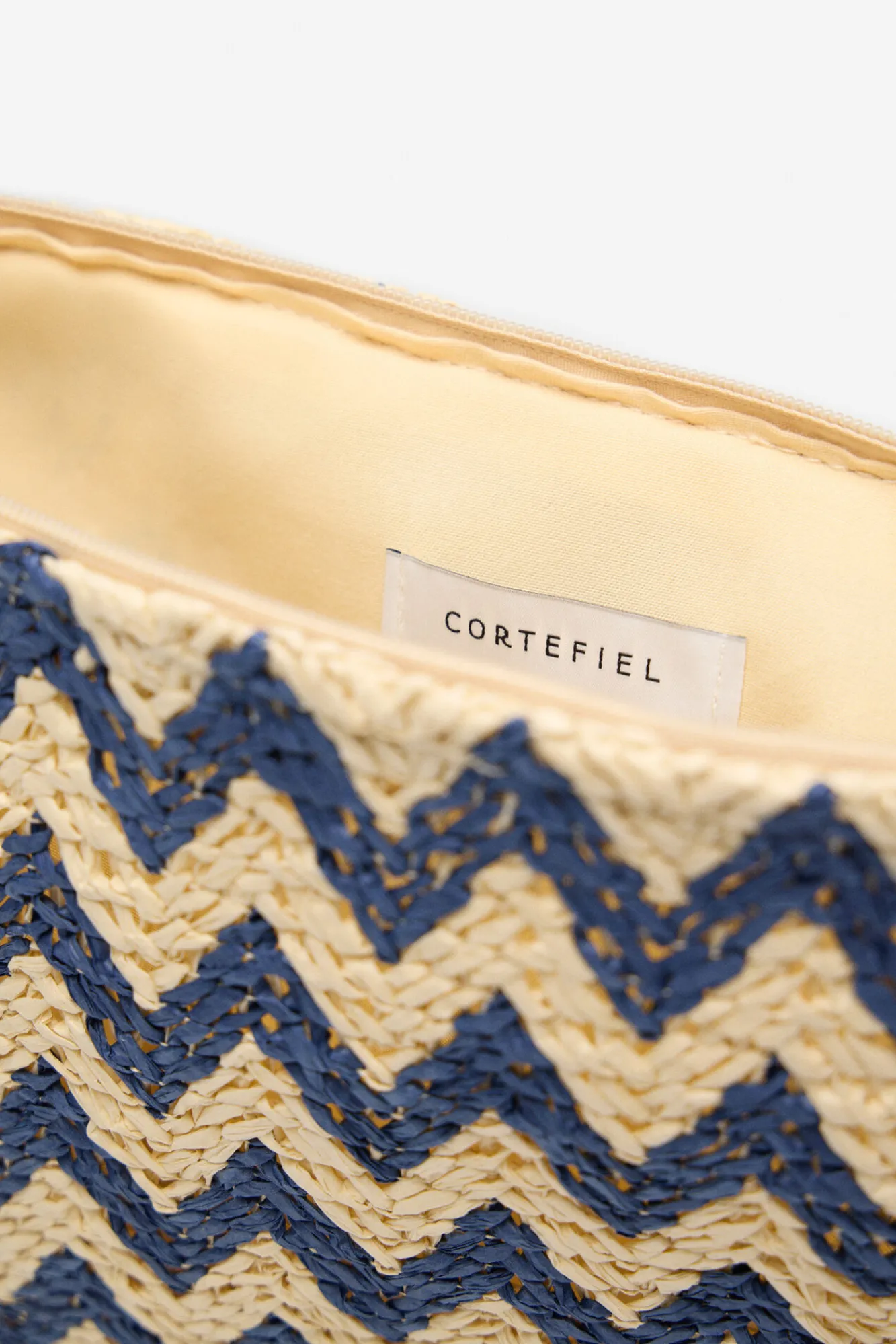 Cortefiel Bolso tote estampado espiga