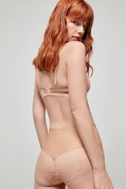 Gisela Braga alta sin costuras