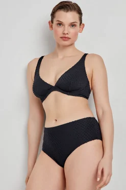 Gisela Braga bikini alta tejido estructura