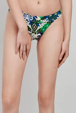 Gisela Braga bikini tribal