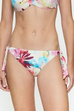 Triumph Braga de bikini clásica
