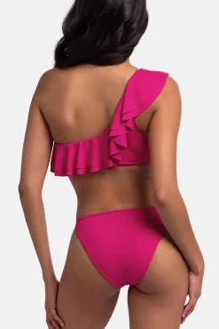 Dorina Braga de bikini clásica