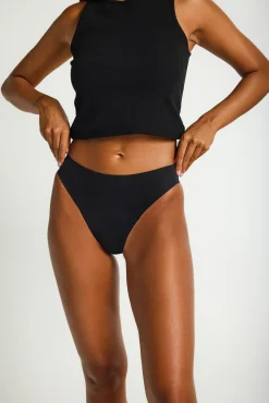 Modibodi Braga menstrual brasileña seamless nailon reciclado negra absorción moderada abundante