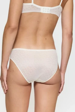 Triumph Braga Signature Sheer Tai EX