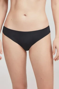 Gisela Braguita brasileña corte láser
