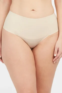 Spanx Braguita moldeadora invisible