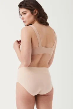 Spanx Braguita moldeadora invisible café au lait
