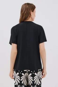 Cortefiel Camiseta básica fluida