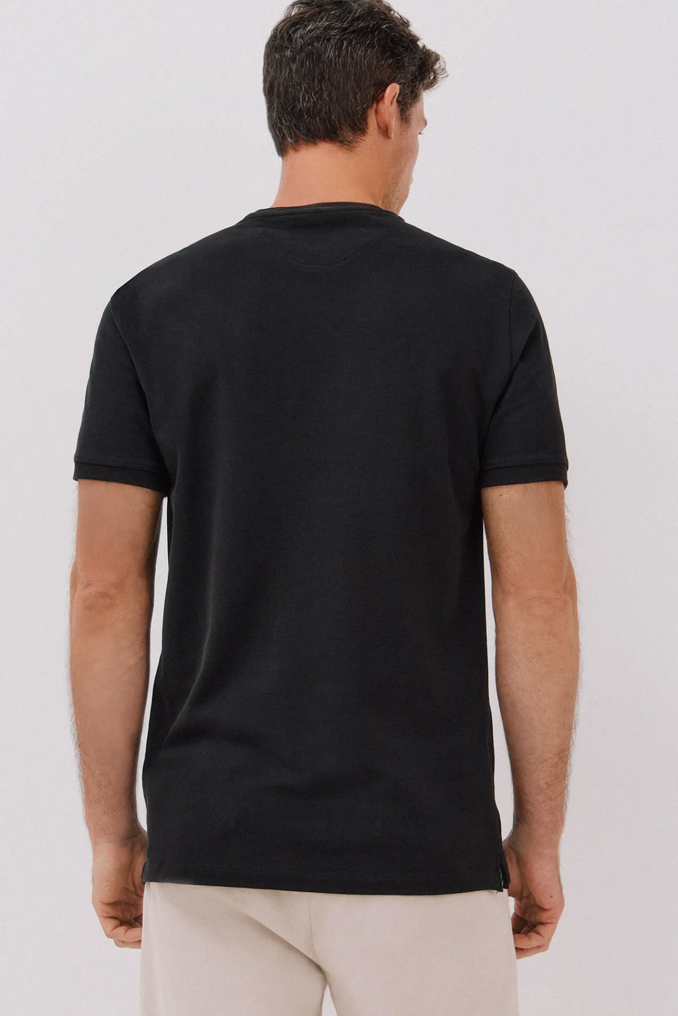 Cortefiel Camiseta básica piqué