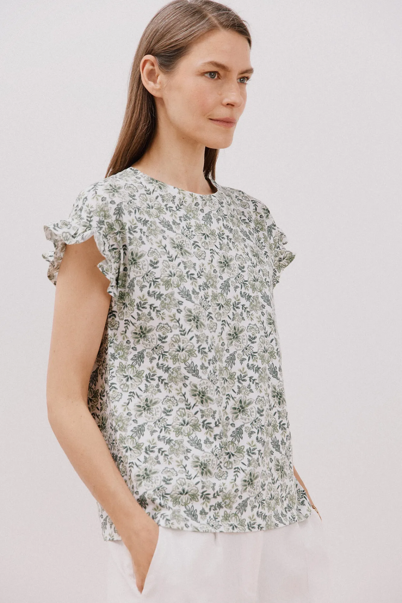 Cortefiel Camiseta básica volante