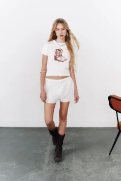 High Spirits Camiseta 