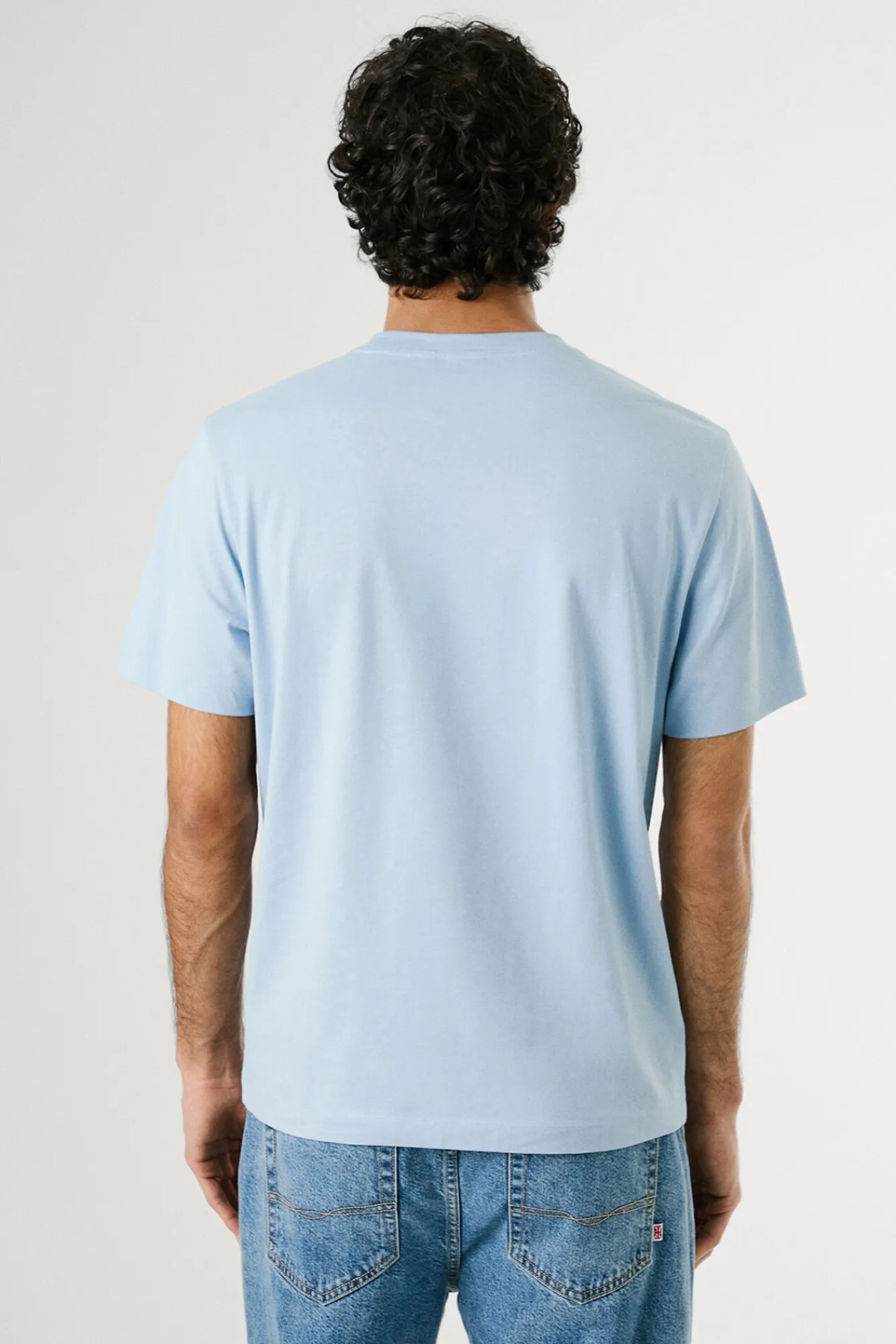 Pepe Jeans Camiseta de manga corta con logo y estampado frontal.