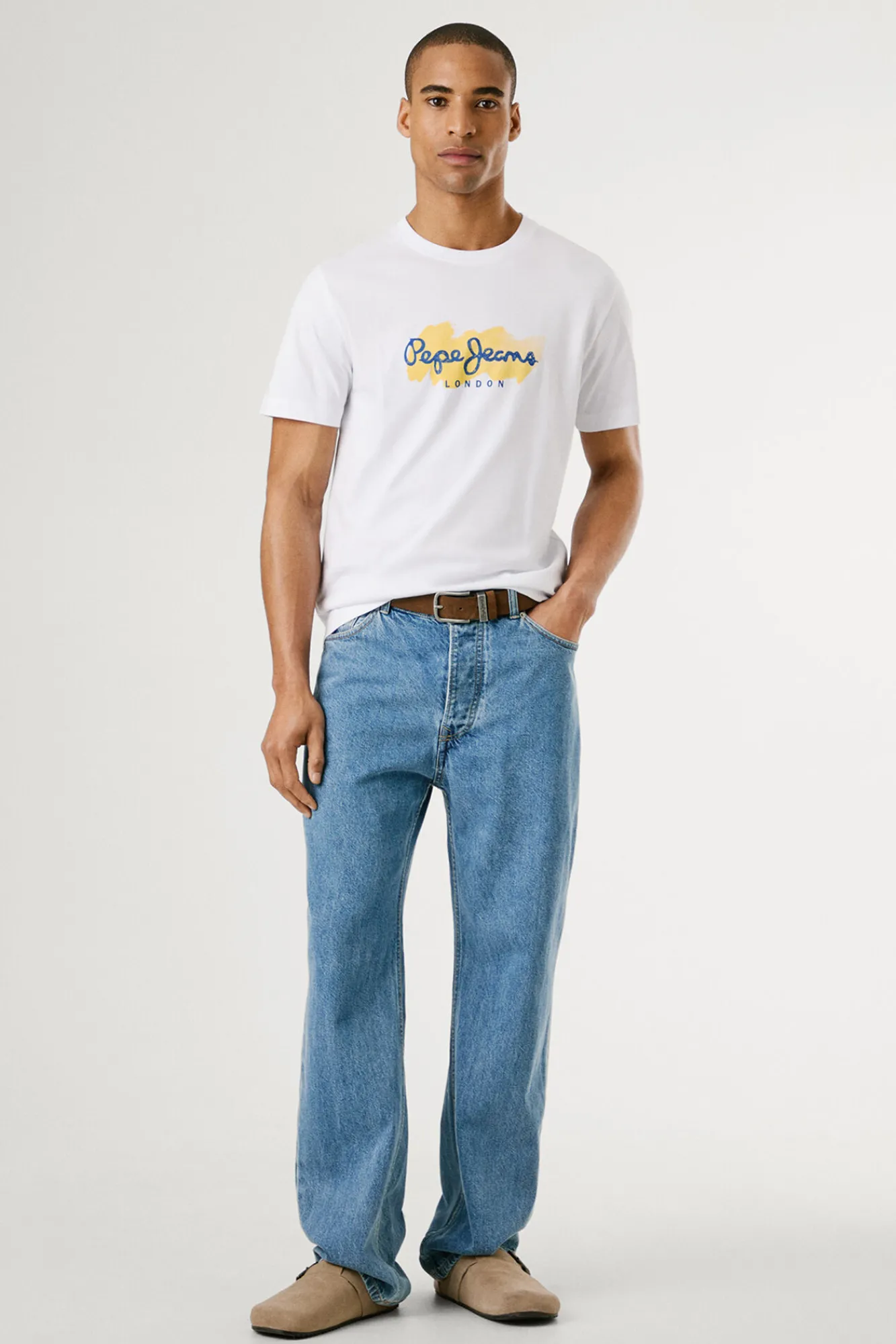 Pepe Jeans Camiseta de manga corta con logo y estampado frontal.