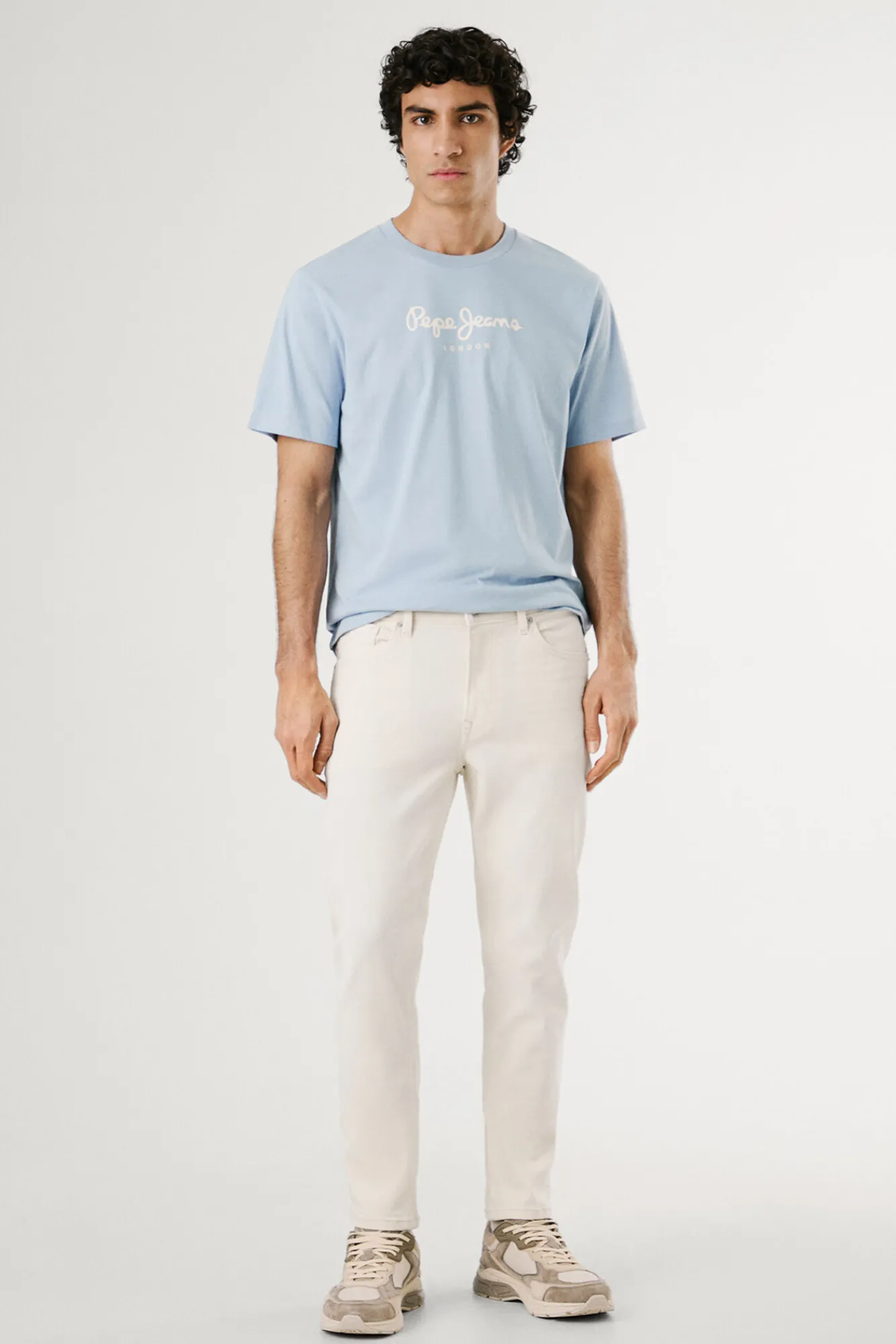 Pepe Jeans Camiseta de manga corta con logo frontal.