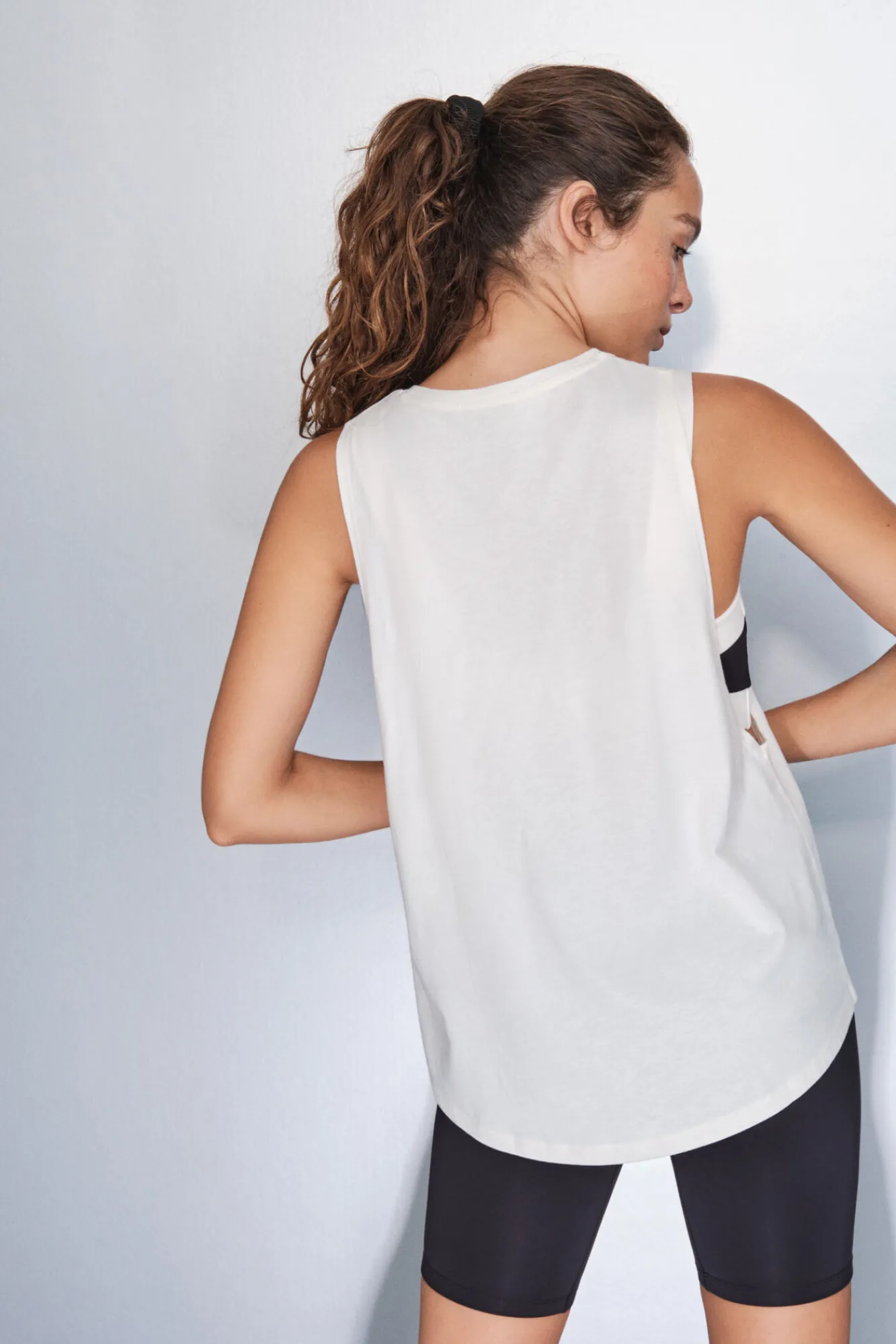 Dash and Stars Camiseta halter sin mangas algodón blanca