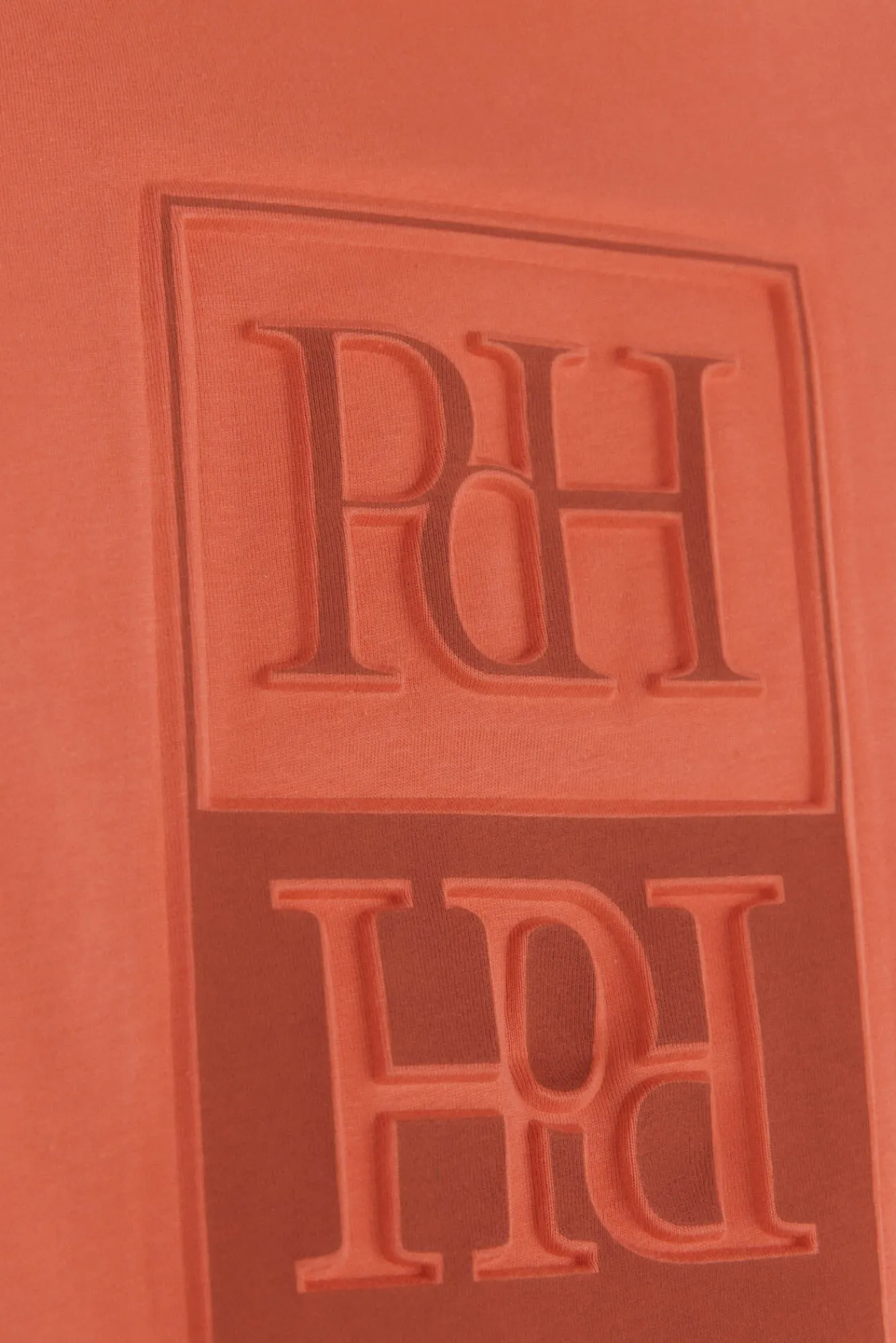 Pedro del Hierro Camiseta logo relieve