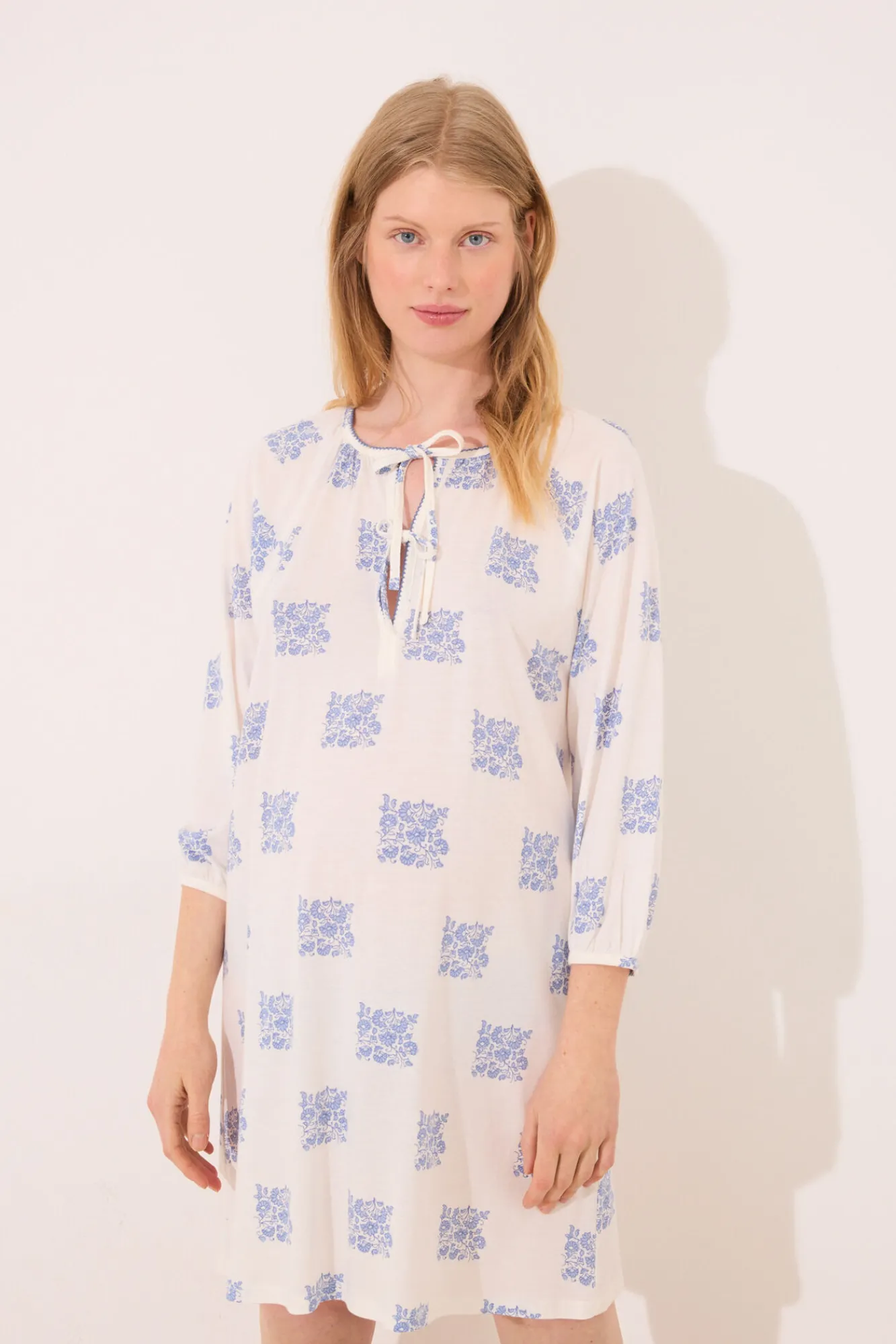 Women'secret Camisón corto "maternity" blanco estampado boho