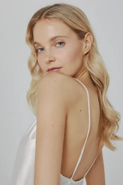 Ivette Bridal Camisón de mujer corto de satén en blanco