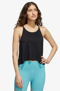 Adidas Camsieta crop yoga