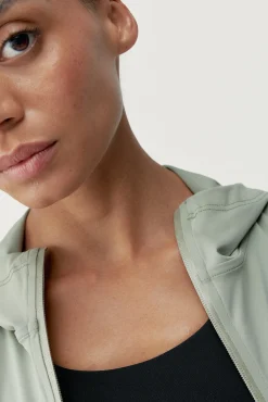 Born Living Yoga Chaqueta Airla