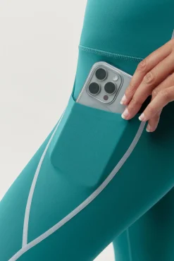 Born Living Yoga Legging Luna