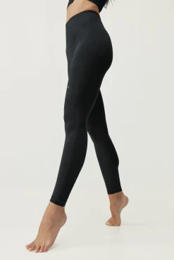 Born Living Yoga Legging Yami Black