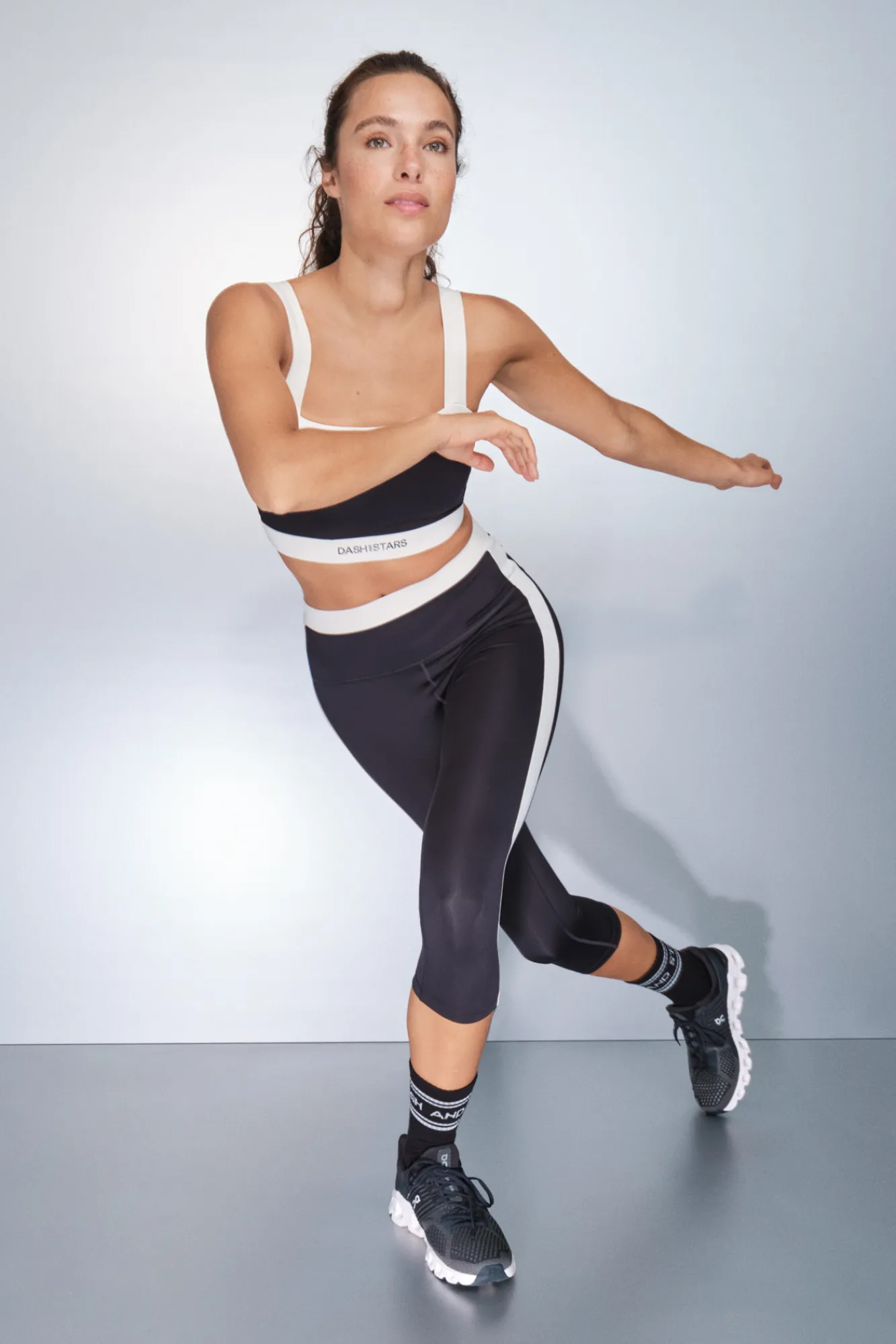 Dash and Stars Leggings 4D STRETCH pirata y blanco