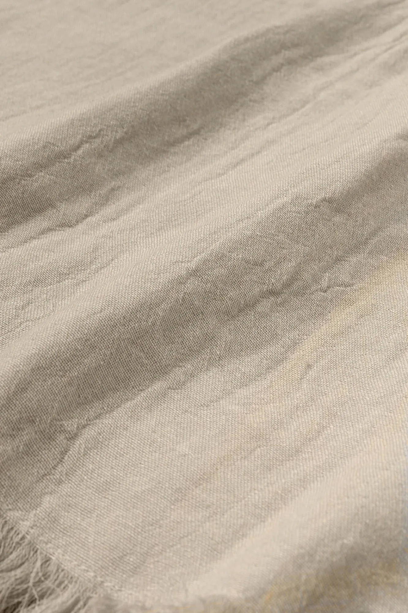 Calma House Mantel Layer 160x160 Crudo