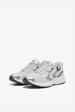 Mesh lace-up sports shoes
