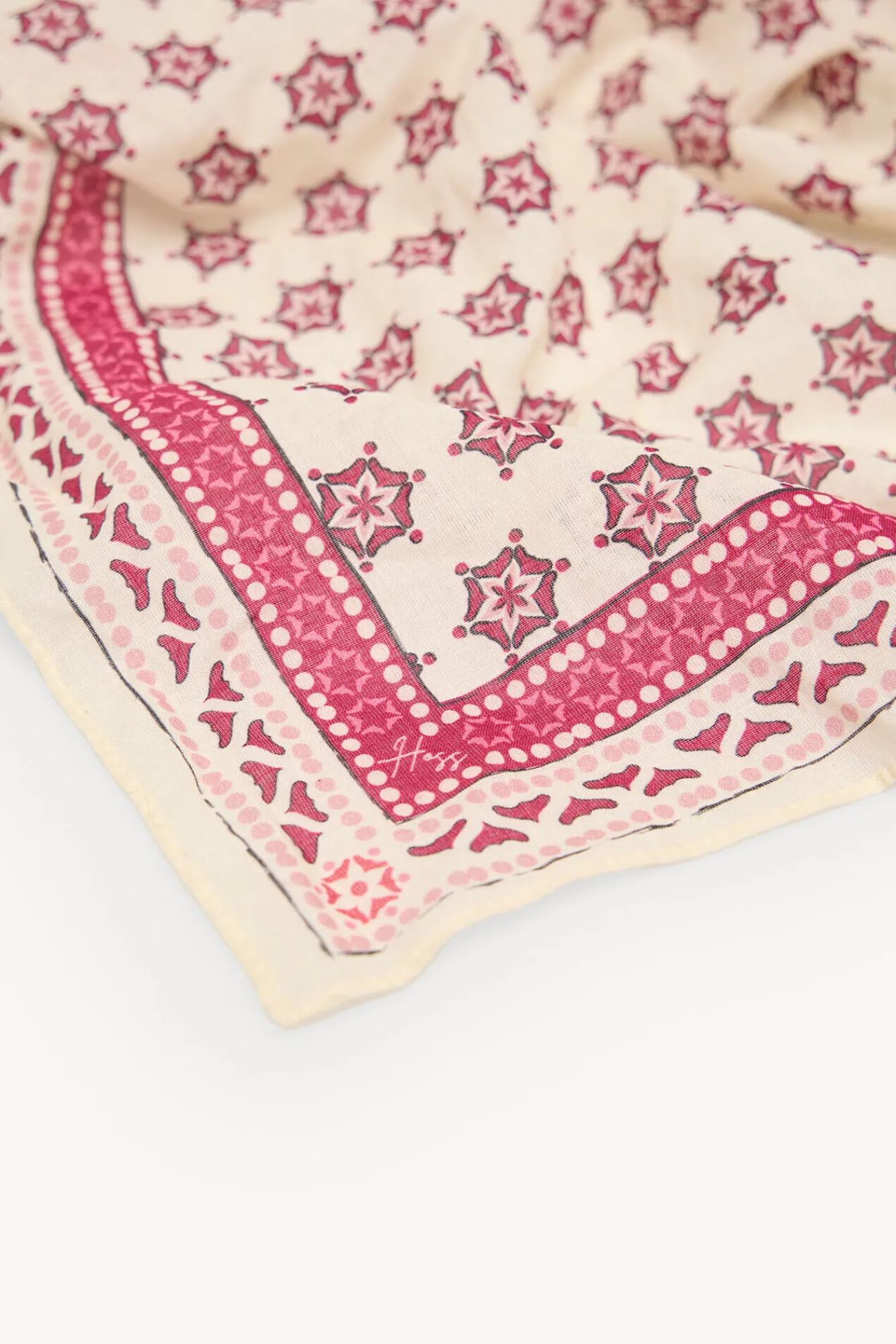 Hoss Intropia Miranda. Fular bandana estampada