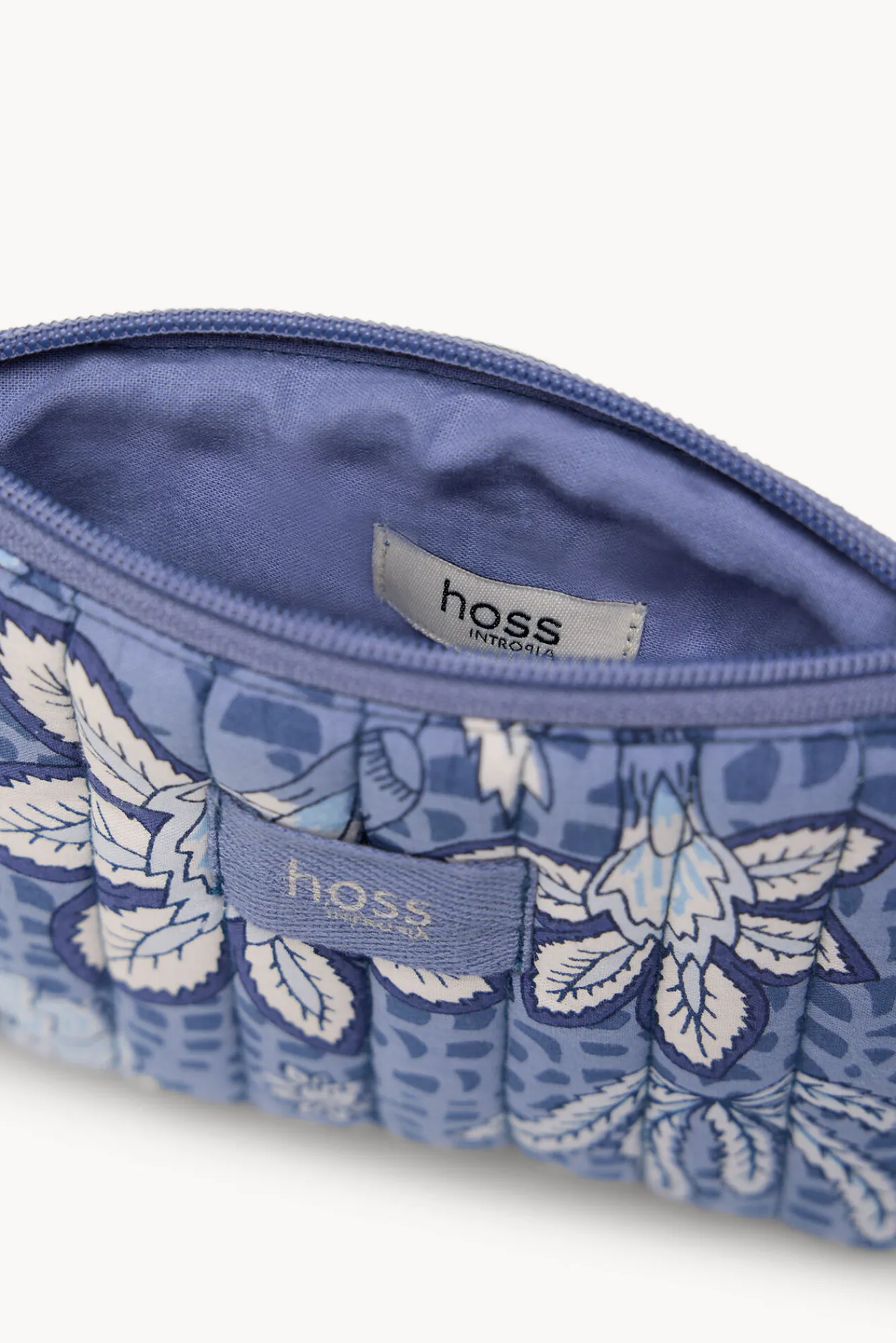 Hoss Intropia Nicole. Cartera de algodón estampada
