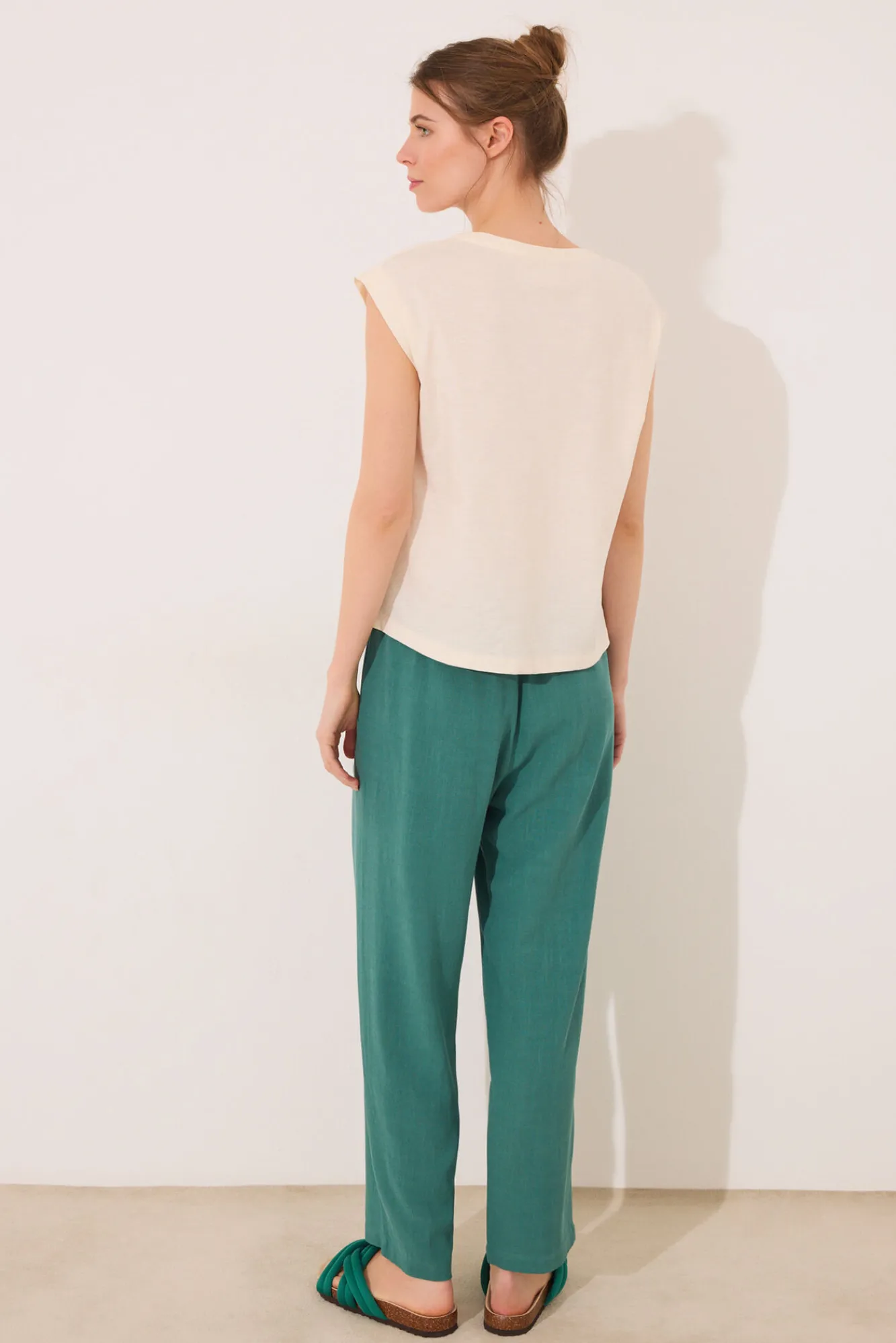 Women'secret Pantalón Capri lino y viscosa