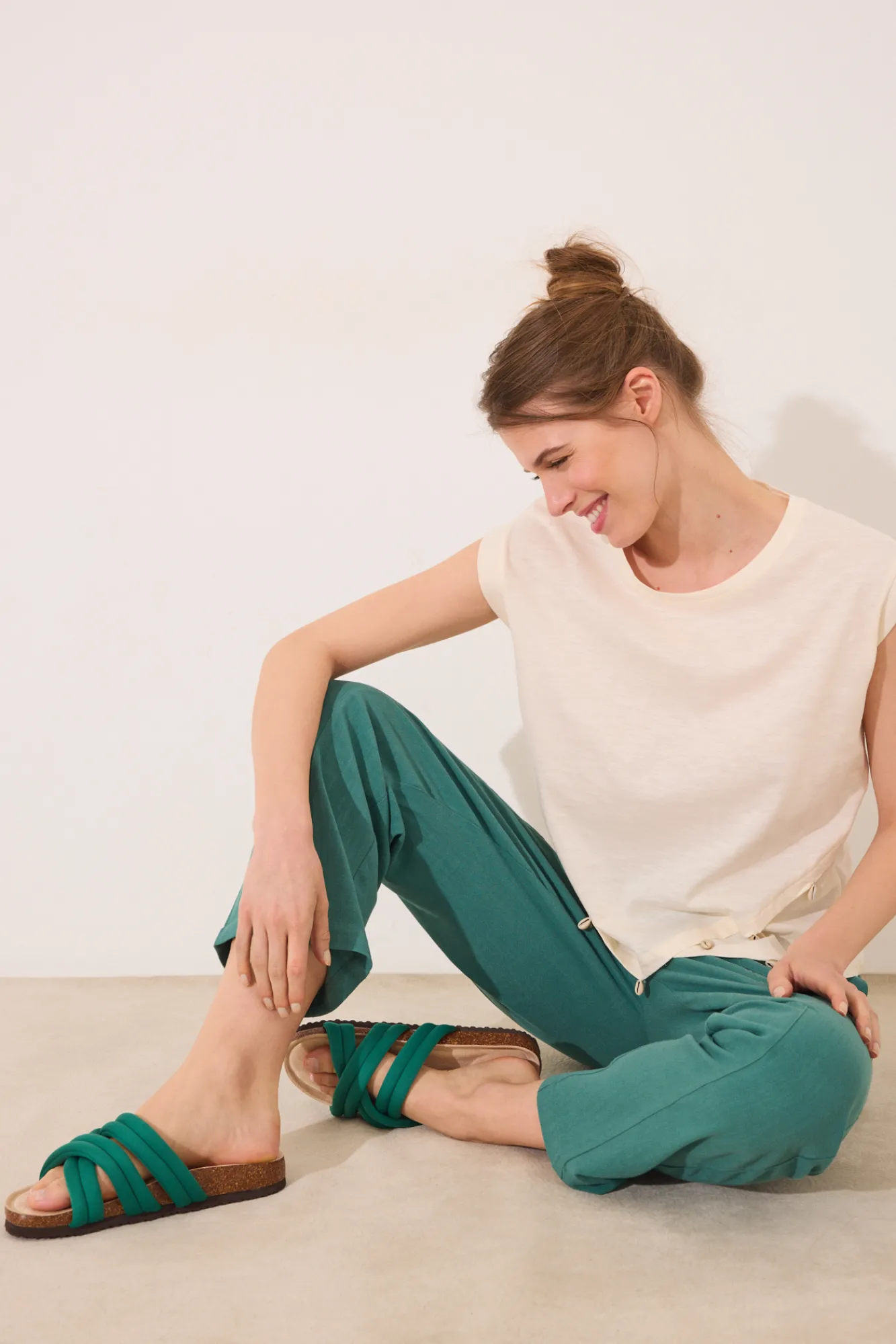 Women'secret Pantalón Capri lino y viscosa