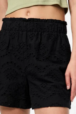 Pieces Pantalón corto