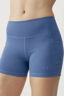 Born Living Yoga Pantalón corto Eider