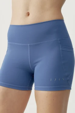 Born Living Yoga Pantalón corto Eider