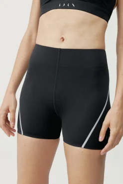 Born Living Yoga Pantalón corto Luna