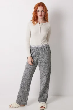 Women'secret Pantalón largo estampado flores verdes