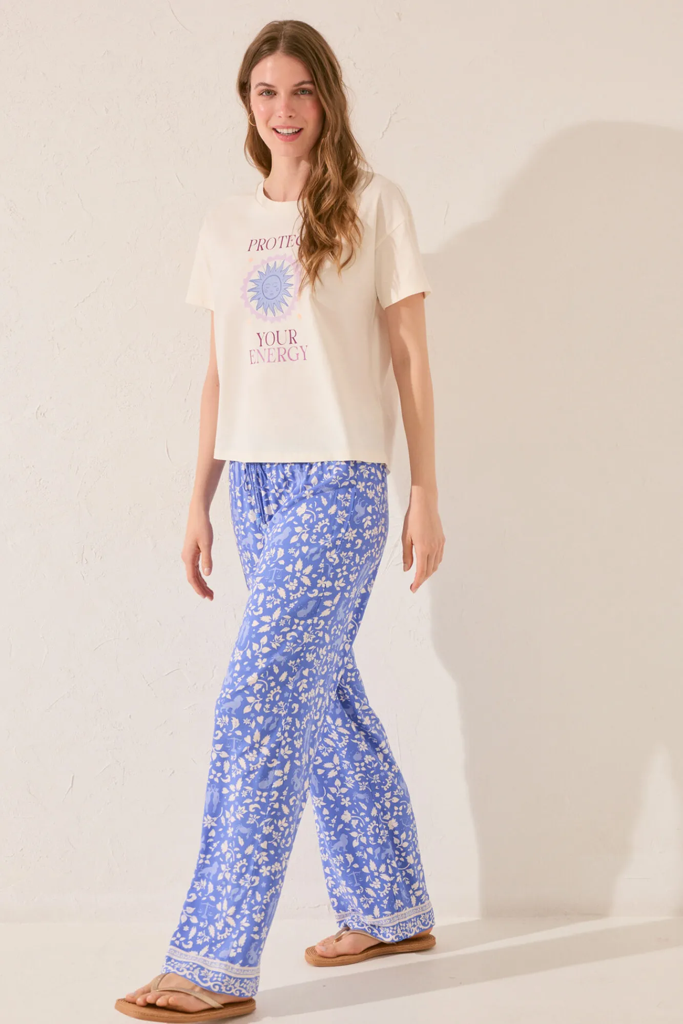 Women'secret Pantalón largo flores azul