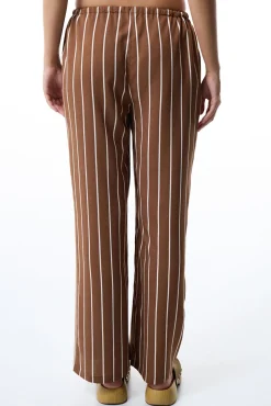 Penti Pantalones largos marrón rayas