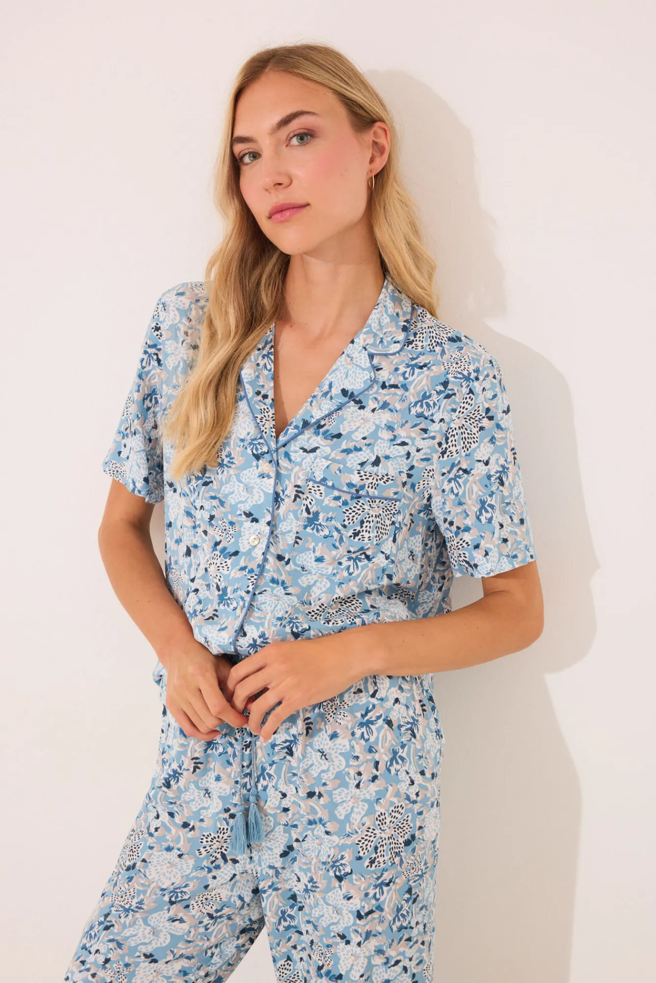 Women'secret Pijama camisero largo viscosa flores azul