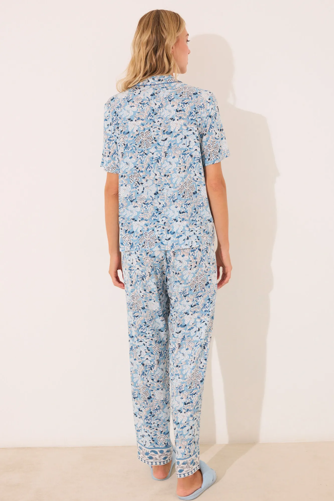 Women'secret Pijama camisero largo viscosa flores azul