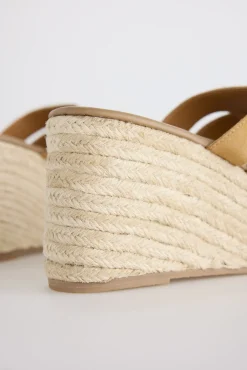 Slowlove Sandalia plataforma serraje