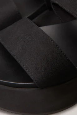 Calvin Klein Sandalias con plataforma