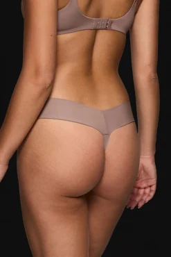 Triumph Tanga Body Make-Up Illusion String EX