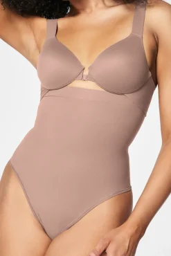 Spanx Tanga moldeador de talle alto Seamless Power
