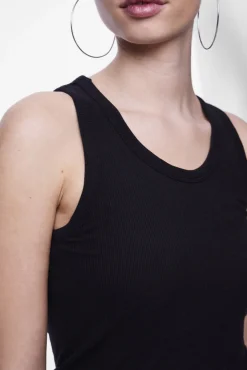 Pieces Top de tirantes con copa incorporada
